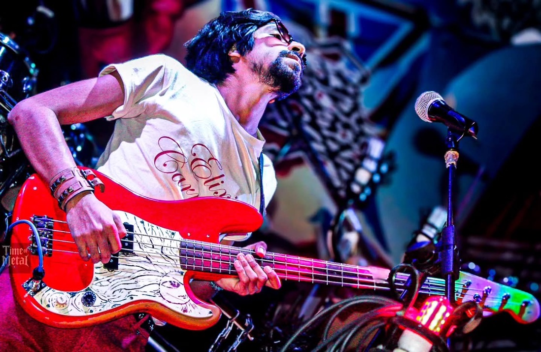 Elixir Carmesí — sesión fotográfica