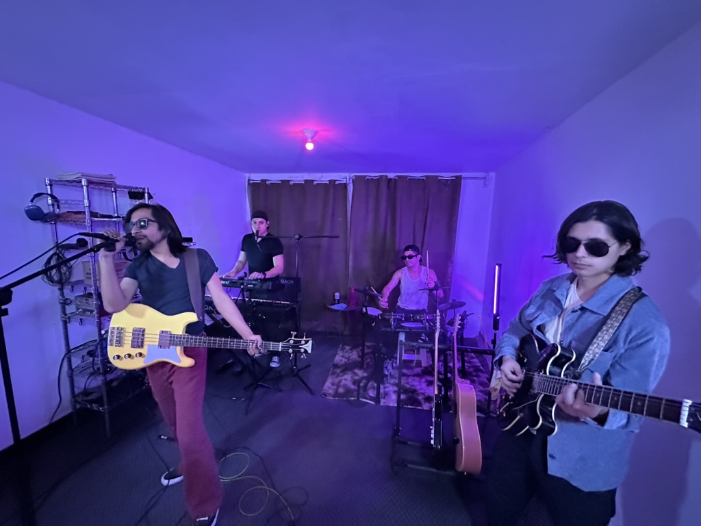 Elixir Carmesí — backstage